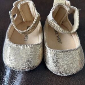 Nine West Mary Jane Shoes Gold Shimmer Baby Dress shoes